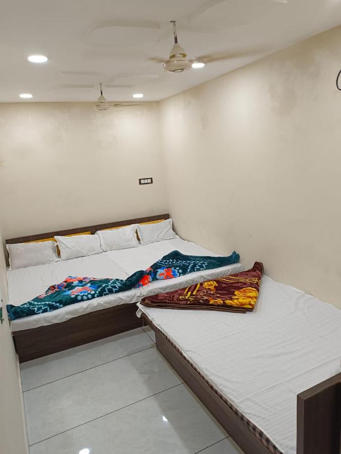 Hotel Shipra Inn Удджайн Экстерьер фото