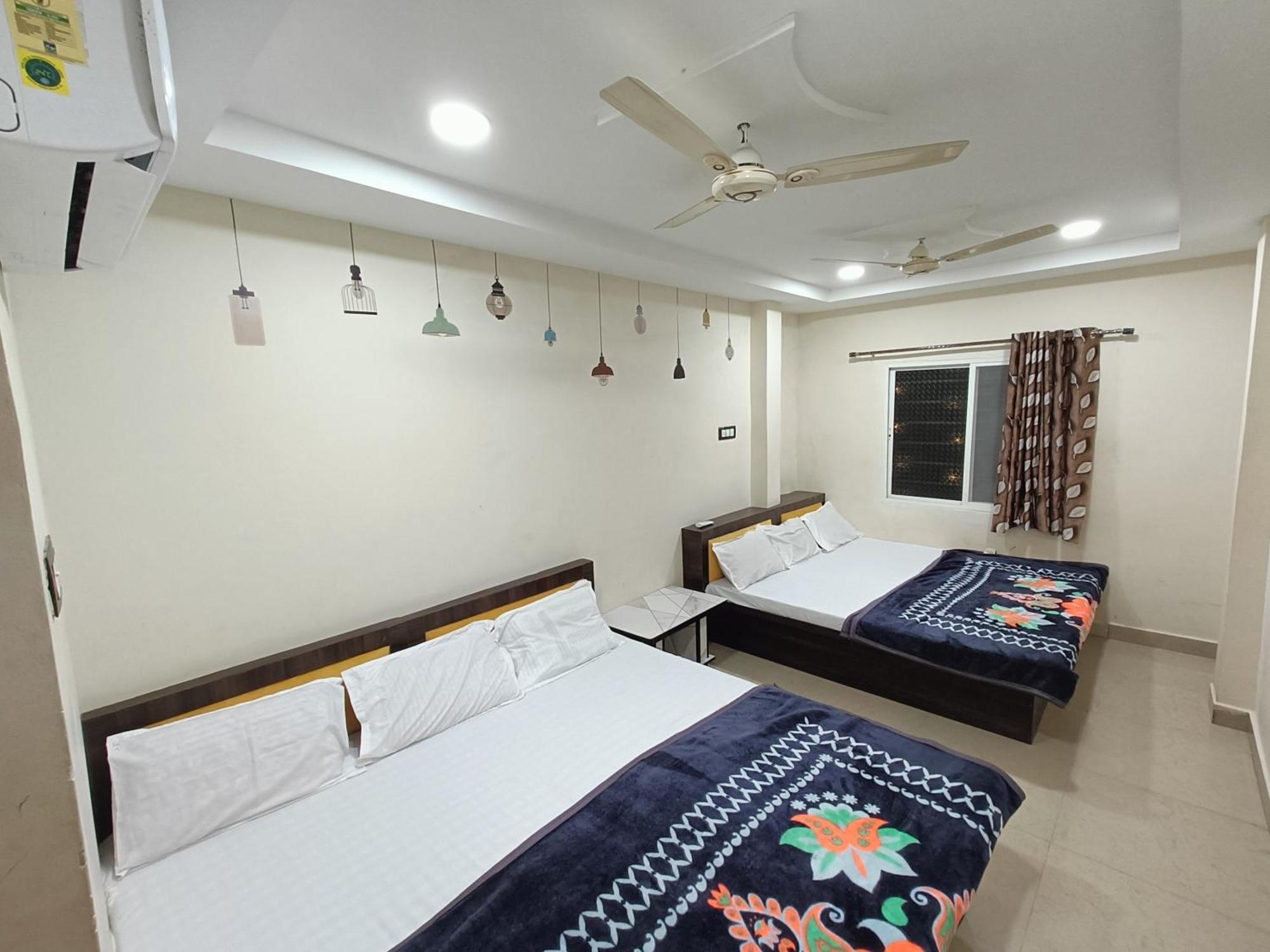 Hotel Shipra Inn Удджайн Экстерьер фото